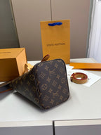 louis-vuitton-lv-vintage-bucket-tote-bag-17x18cm Tote