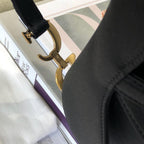 saddle-bag-4 Shoulder