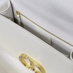 30-montaigne-bag Crossbody