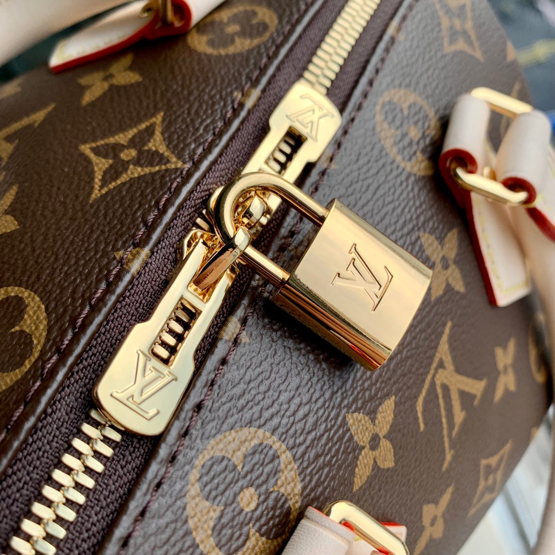 louis-vuitton-speedy-bandouliere-20-monogram-beige-strap-20-5-x-13-5-x-12-0-cm Handle