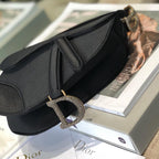 saddle-bag-4 Shoulder