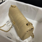 chanel-flap-bag-2 Crossbody