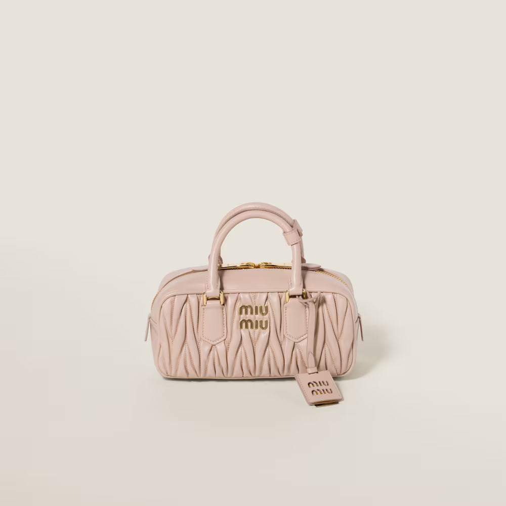 arcadie-matelasse-nappa-leather-bag Handle