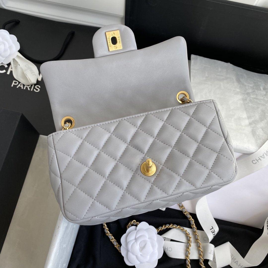 mini-flap-bag-5 Crossbody