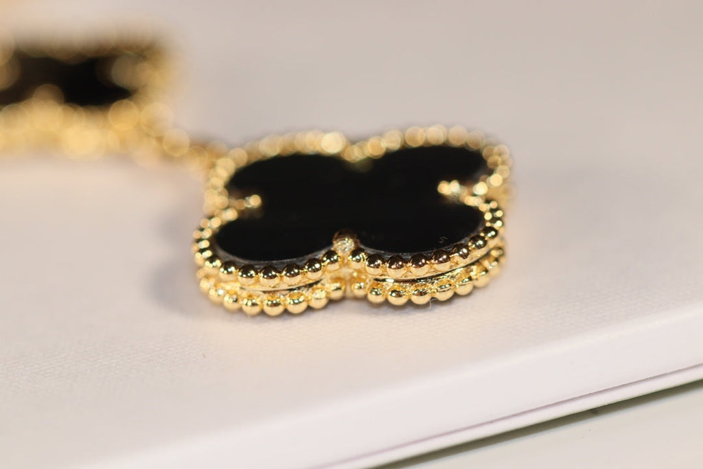VCA CLOVER EARRINGS GOLD ONYX MOP 3 MOTIF