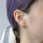 VCA CLOVER MEDIUM 1 MOTIFS LASER EARRINGS