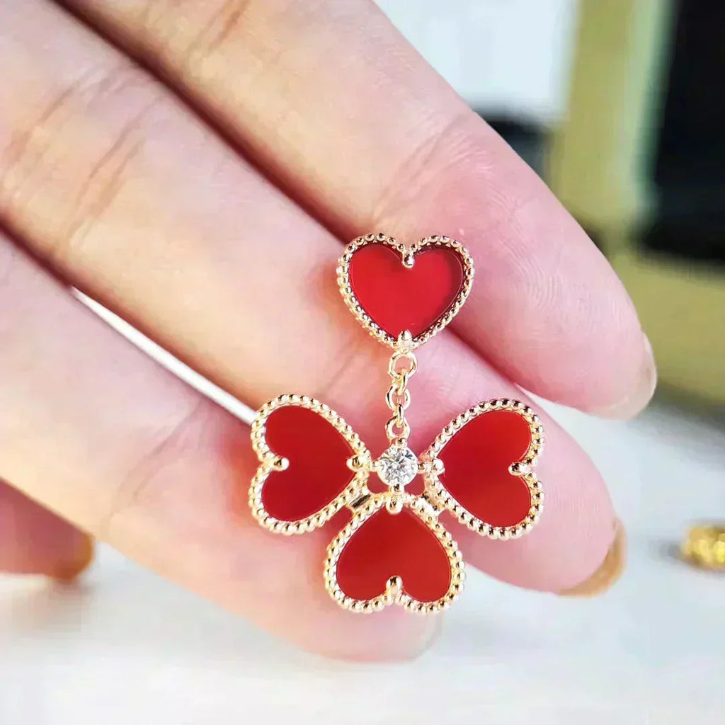 VCA SWEET CLOVER CARNELIAN EARRINGS