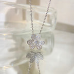 VCA FLOWER DIAMOND NECKLACE