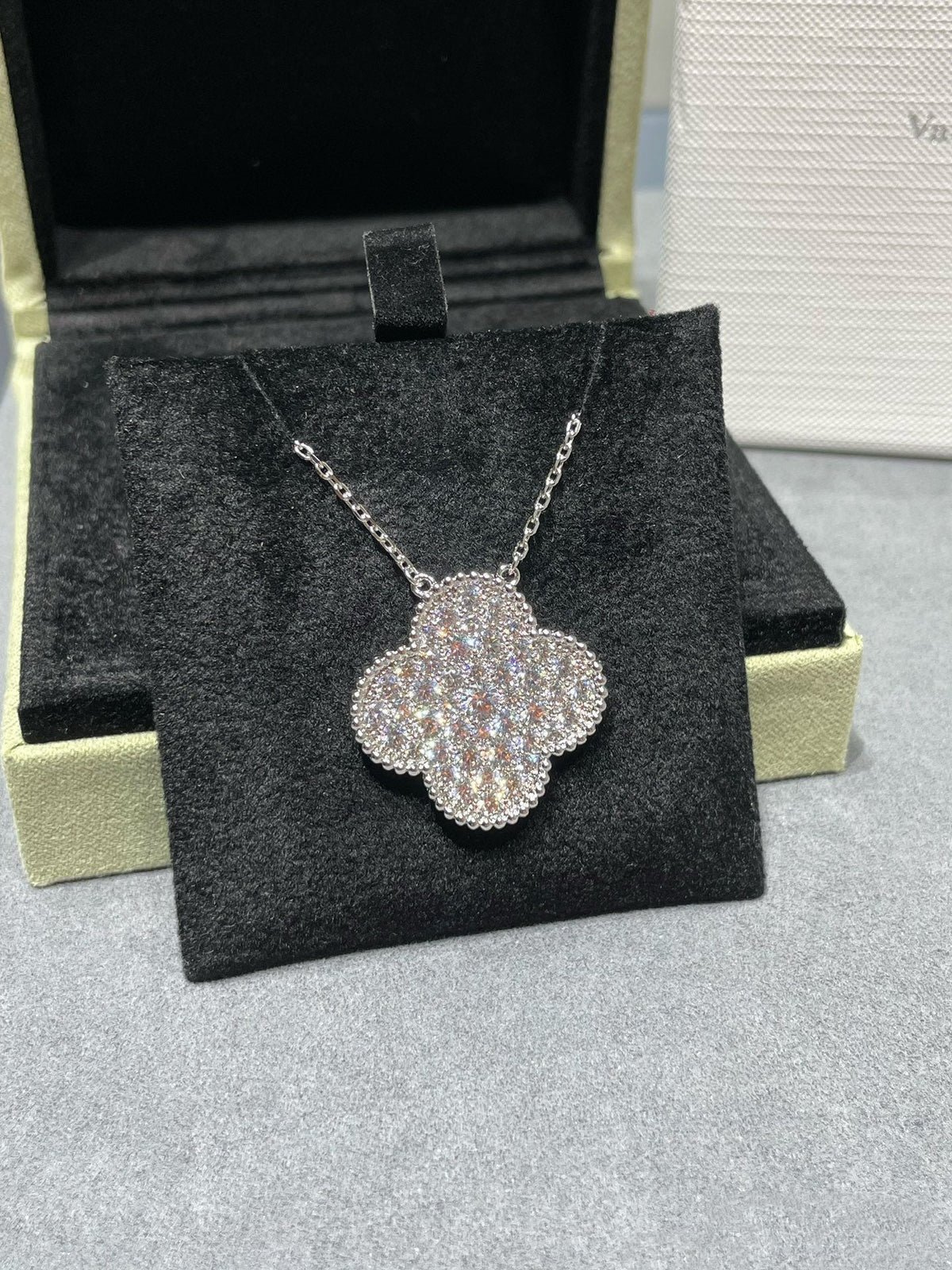 VCA CLOVER 25MM LARGE PENDANT DIAMOND PAVED SILVER NECKLACE