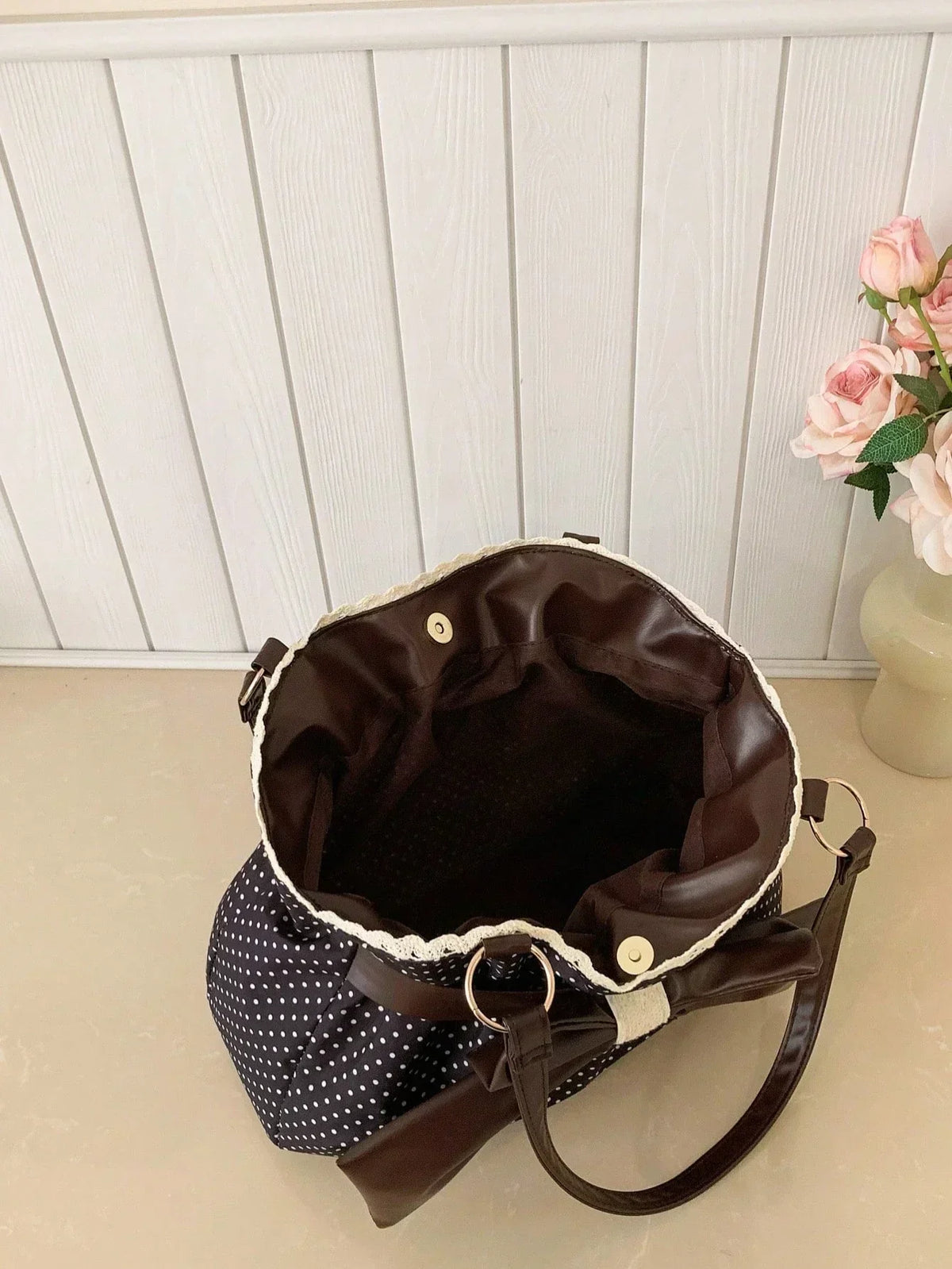 large-polka-dot-ruffle-tote-bag Tote