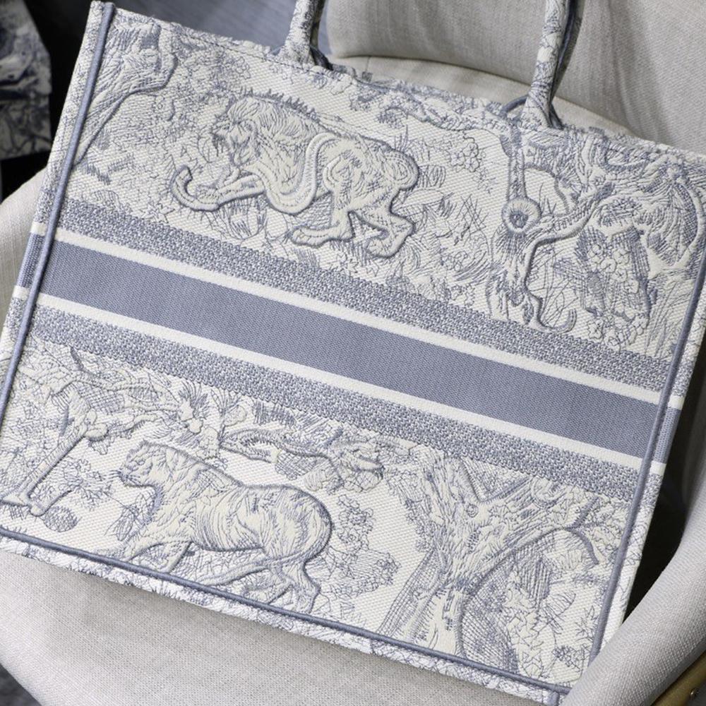 dior-book-tote-7 Tote