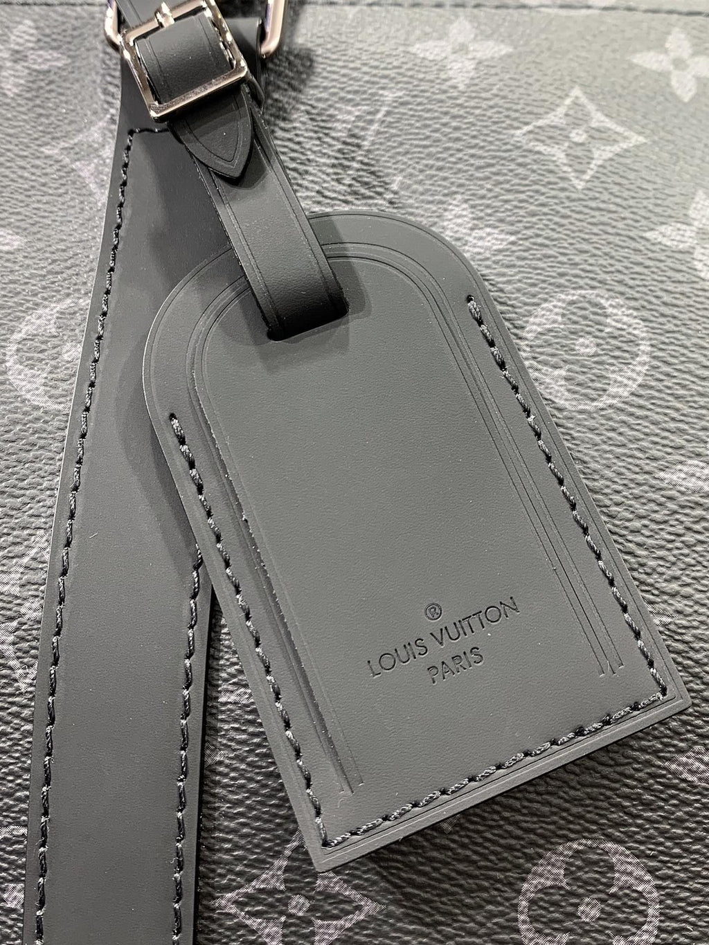 louis-vuitton-lv-keepall-travel-bag-multi-sizes Handle