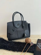 limited-edition-hermes-birkin-desordre Handle