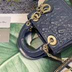 lady-dior-my-abcdior-bag-3 Handle