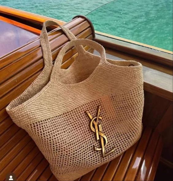 saint-laurent-ysl-raffia-icare-tote-bag Tote
