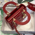 lady-dior-my-abcdior-bag-1 Handle