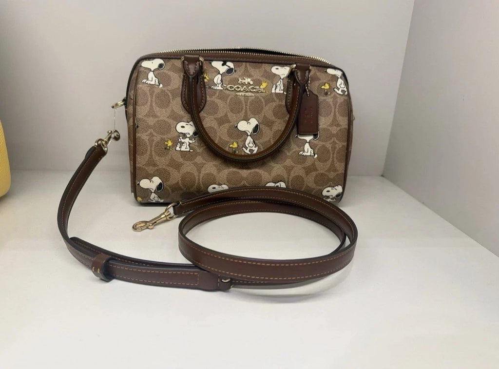 coach-x-peanuts-rowan-satchel-bag-signature-canvas Handle