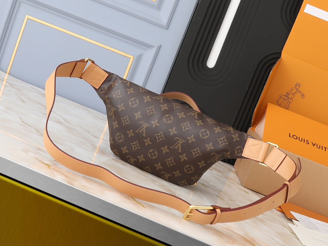 lv-rush-bumbag-monogram Shoulder