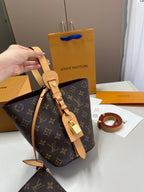 louis-vuitton-lv-vintage-bucket-tote-bag-17x18cm Tote