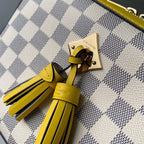 louis-vuitton-bag-28 Crossbody