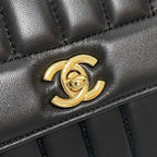 chanel-flap-bag-1 Crossbody