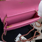 classic-handbag-3 Crossbody