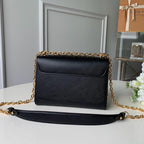 twist-mm-7 Crossbody