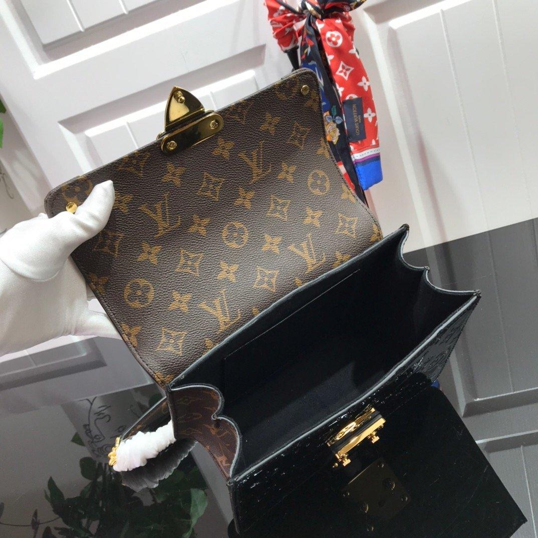 lv-wynwood Crossbody