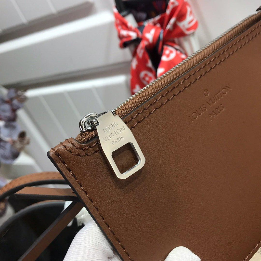 hina-pm-1 Tote