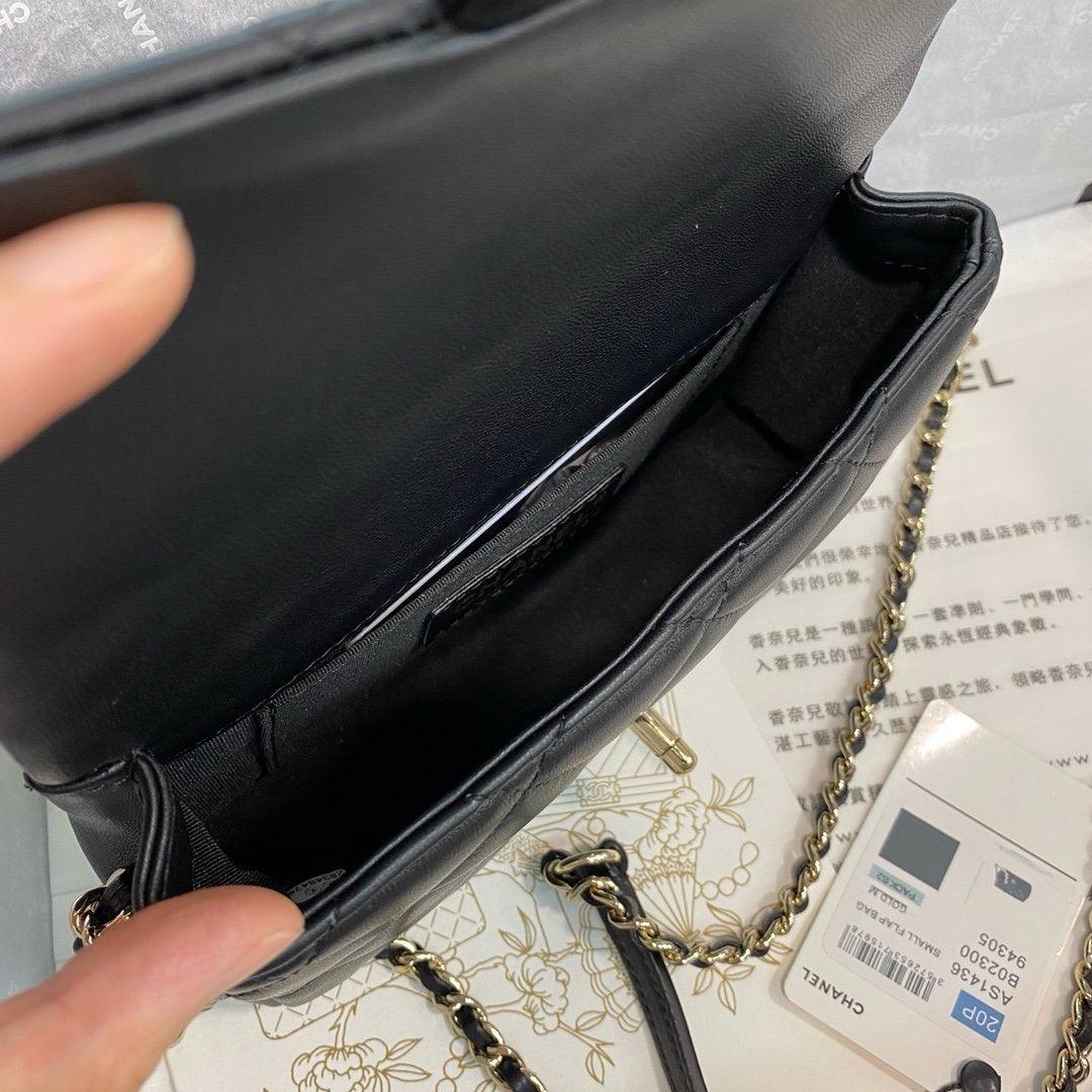 flap-bag-5 Crossbody