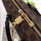 louis-vuitton-bag-3 Handle