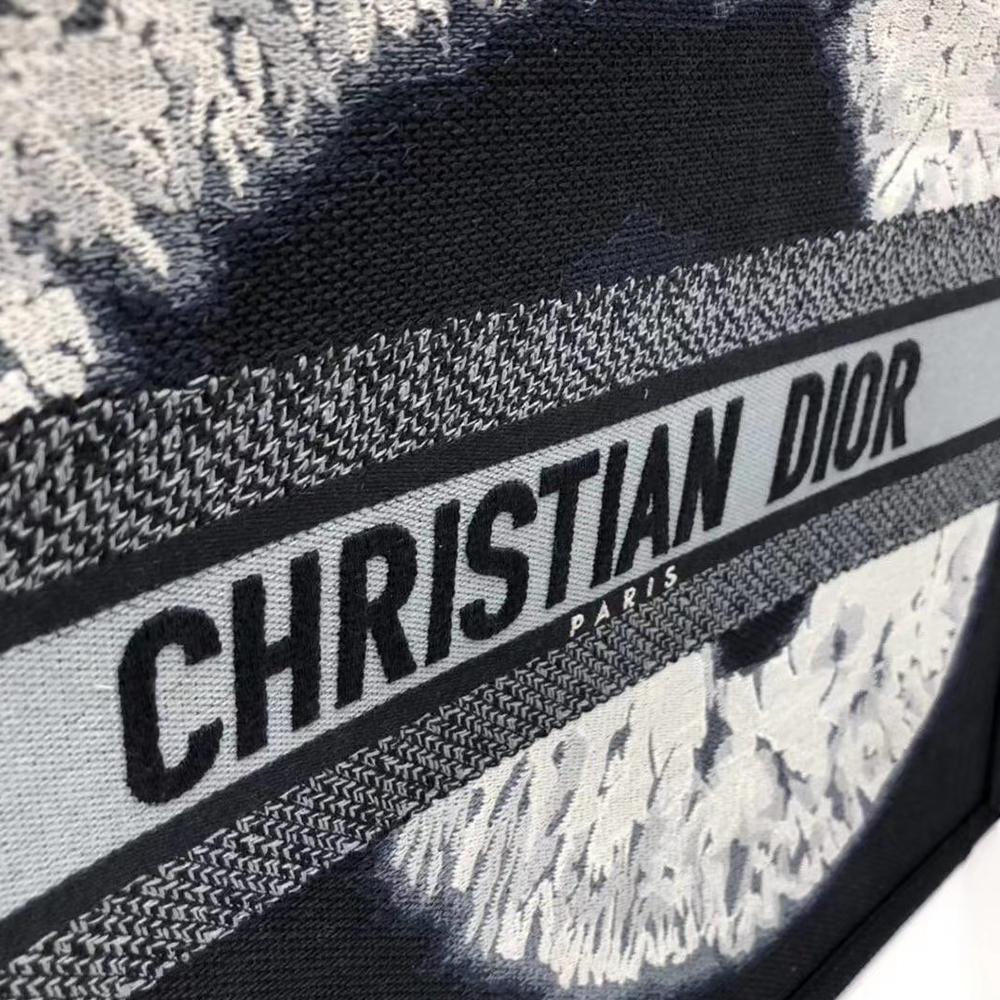 dior-book-tote Tote