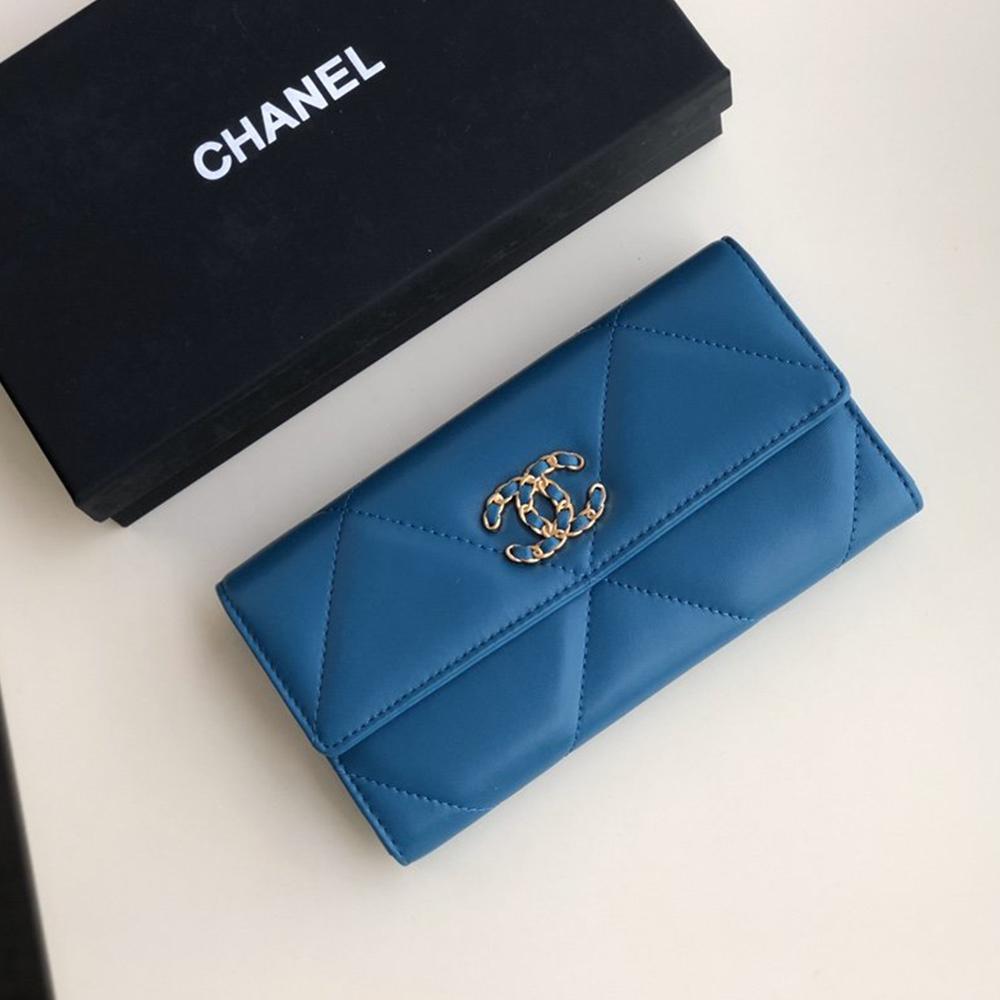 chanel-19-quilted-flap-wallet-copy ohter