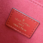 dauphine-mm-1 Shoulder