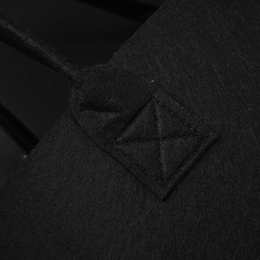 maison-margiela-mm6-tote-bag-limited-edition-black-canvas-shopper Tote