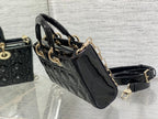 dior-lady-d-joy-medium-patent-black-leather-bag-26x6x14cm Handle