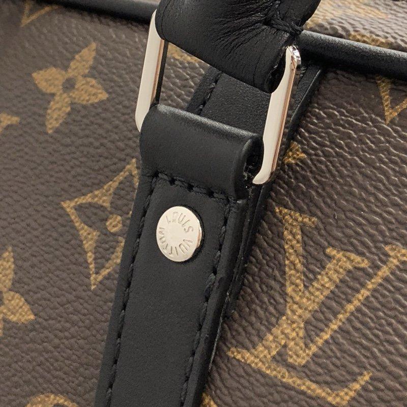 louis-vuitton-bag-4 Handle