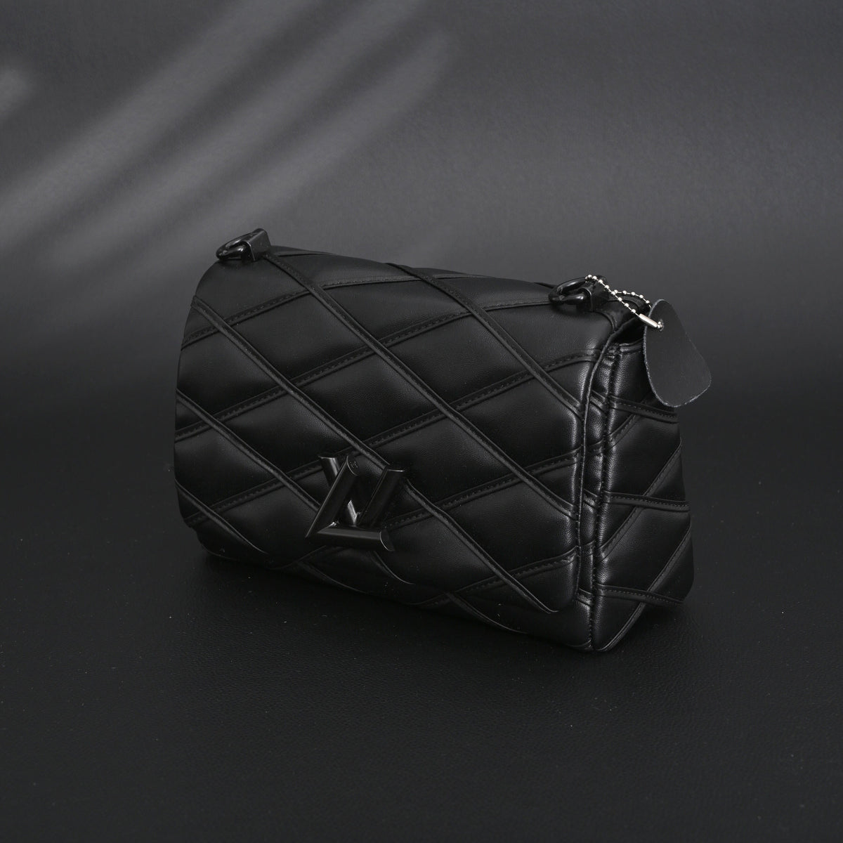 louis-vuitton-go-14-mm-quilted-leather-chain-shoulder-bag-black Shoulder
