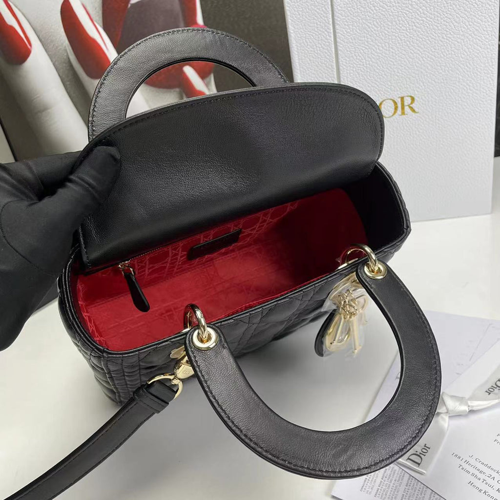 dior-lady-medium-black-bag-24cm Handle
