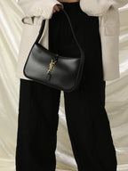 saint-laurent-le-5-a-7-hobo-bag-in-patent-leather-black-women Shoulder