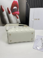 dior-lady-medium-white-bag-24cm Handle