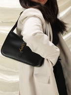 saint-laurent-le-5-a-7-hobo-bag-in-patent-leather-black-women Shoulder