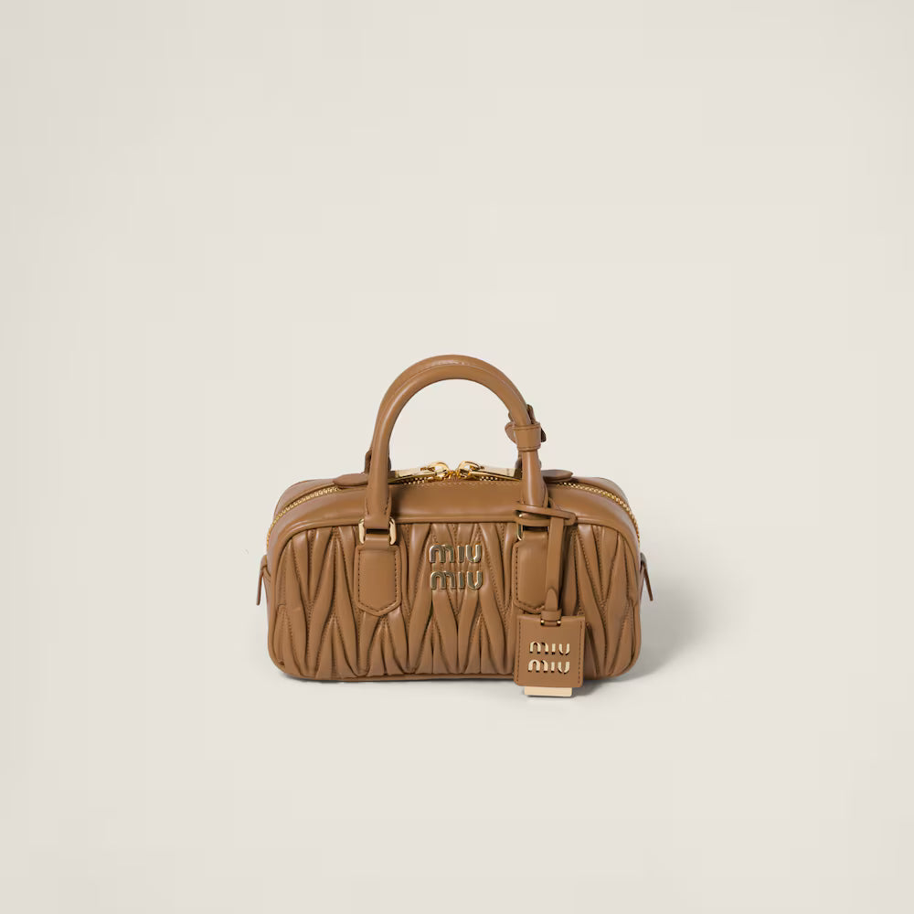 arcadie-matelasse-nappa-leather-bag Handle