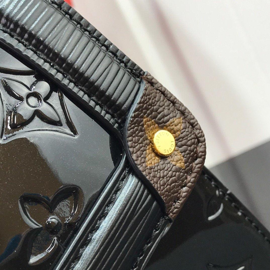 lv-wynwood Crossbody