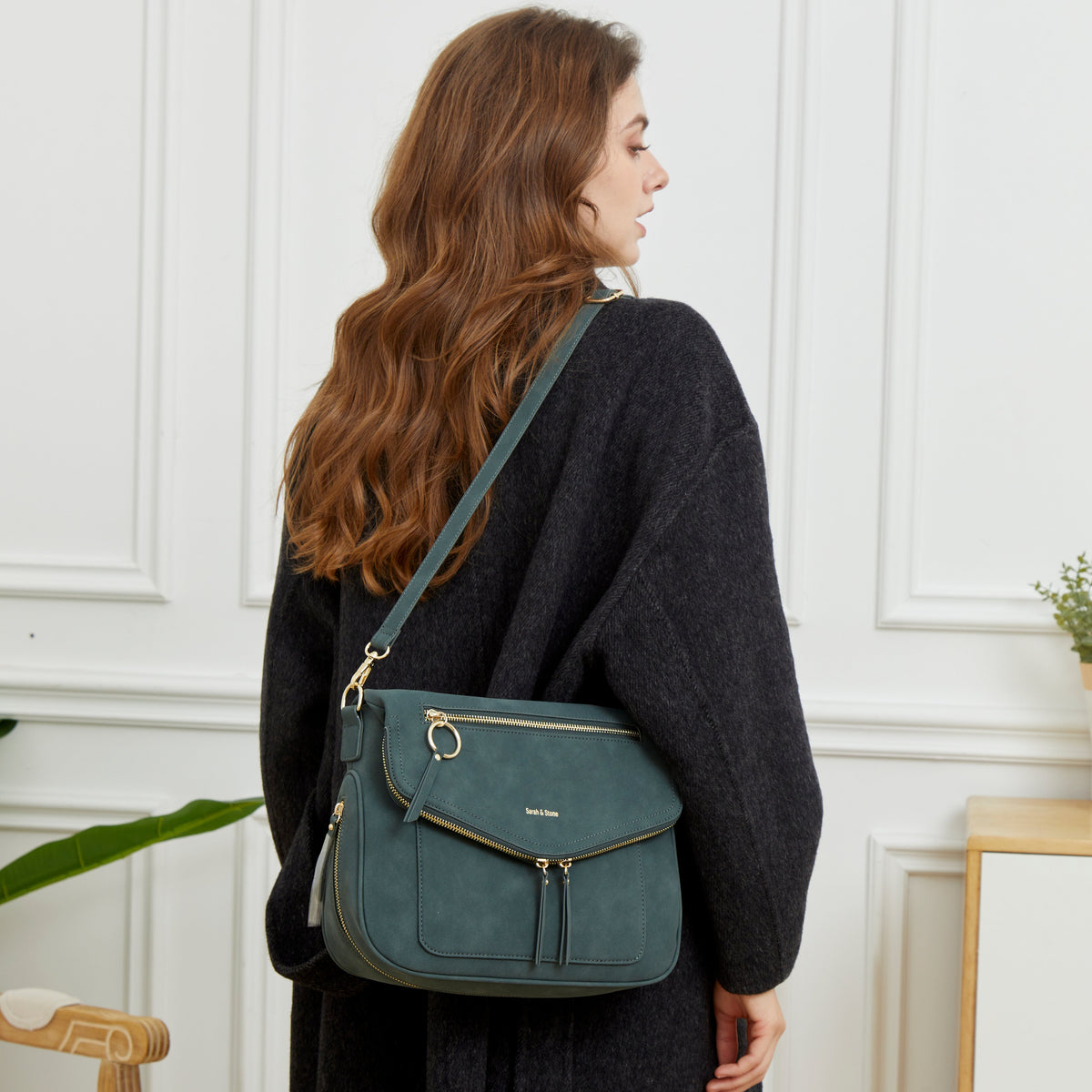 the-emila Crossbody