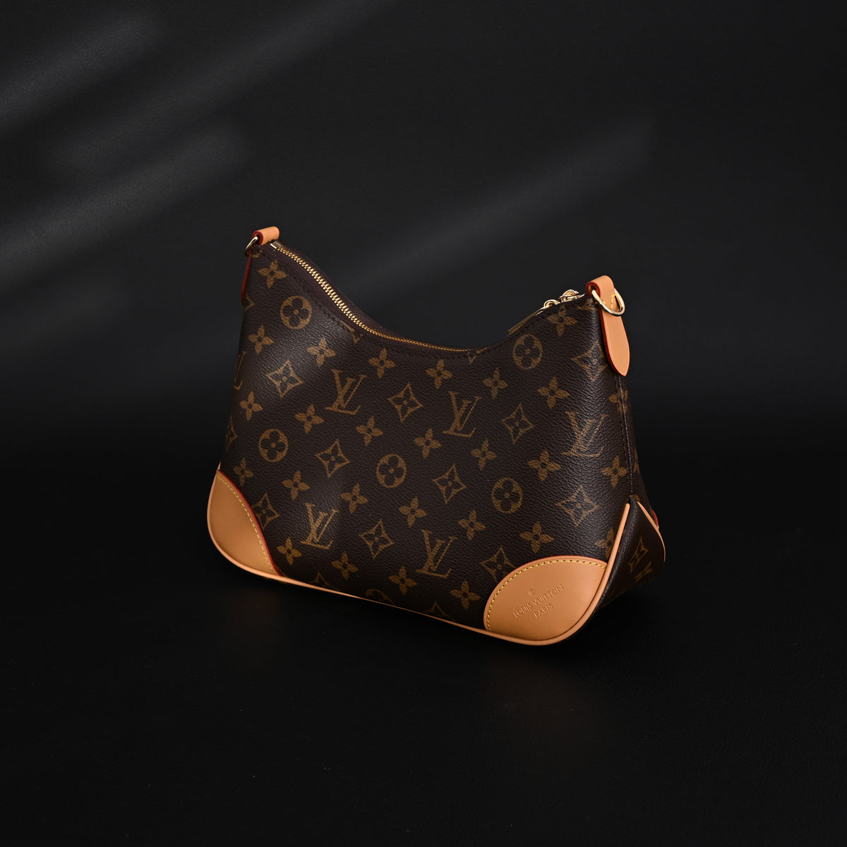 louis-vuitton-monogram-canvas-shoulder-bag Shoulder