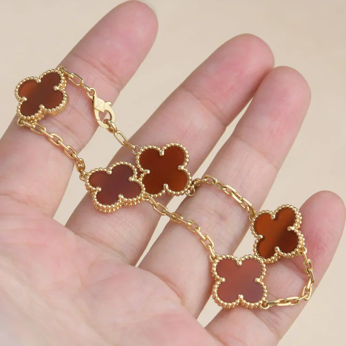 VCA CLOVER 5 MOTIF RED CORNELIAN BRACELET COLLECTION