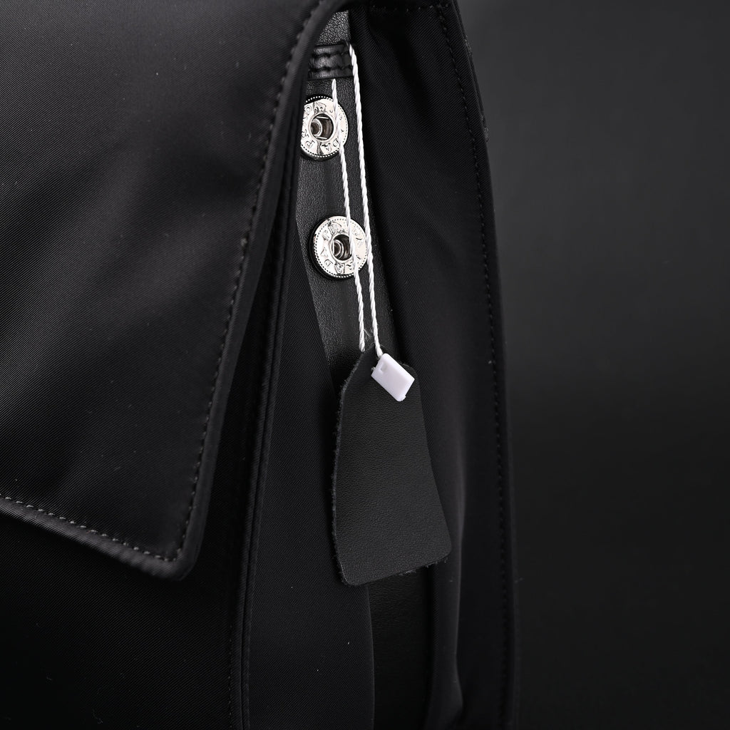 prada-nylon-black-messenger-bag Crossbody