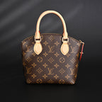 louis-vuitton-speedy-30-handbag-monogram-canvas-with-leather-trim Handle
