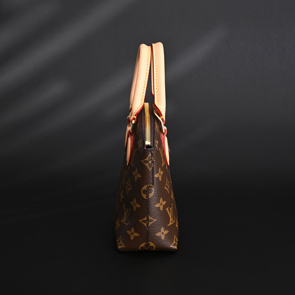 louis-vuitton-speedy-30-handbag-monogram-canvas-with-leather-trim Handle
